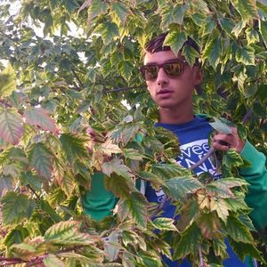 Meet your Posher, Evan